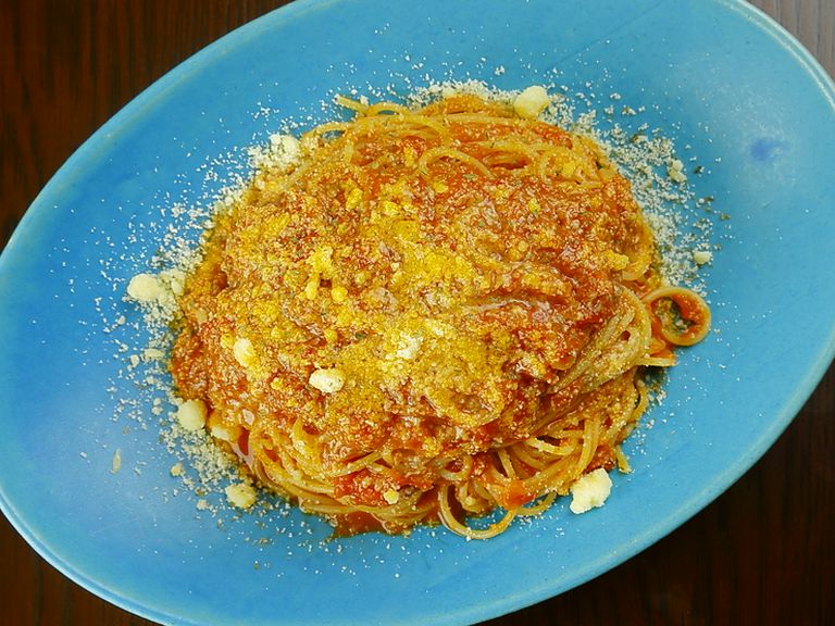 楽しく美味しい皿が次々登場。二人の会話もはずむ本格メキシカン
