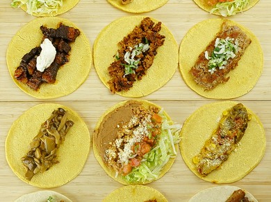 本場メキシコの味！　12種もの多彩な具が集う『タコス マサ』