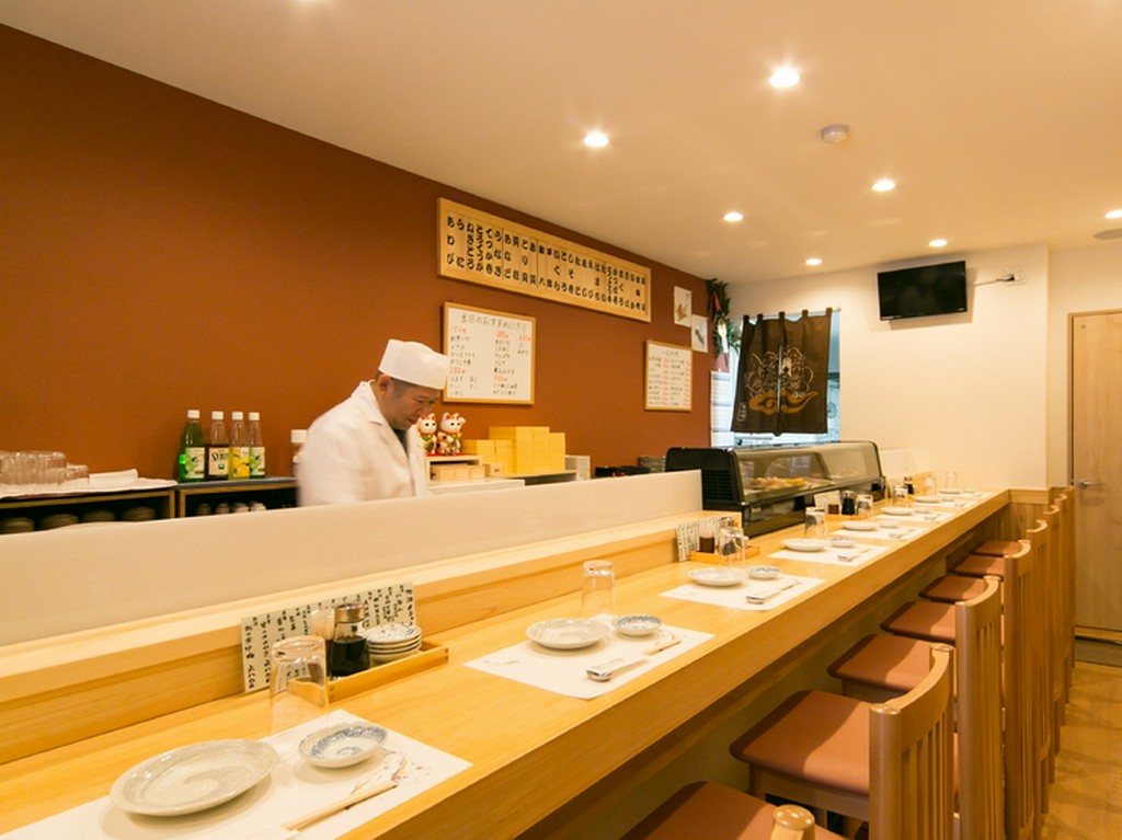 仕事帰りの一杯に気軽に立ち寄れるアットホームな雰囲気