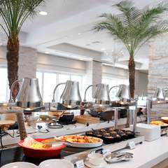 7/1～9/30　夏だ！うなぎも特選牛ステーキもトロピカルスイーツも食べ放題！サマーグルメフェア