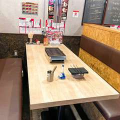 一人焼肉からグループまで、気軽に入れる心地の良い空間