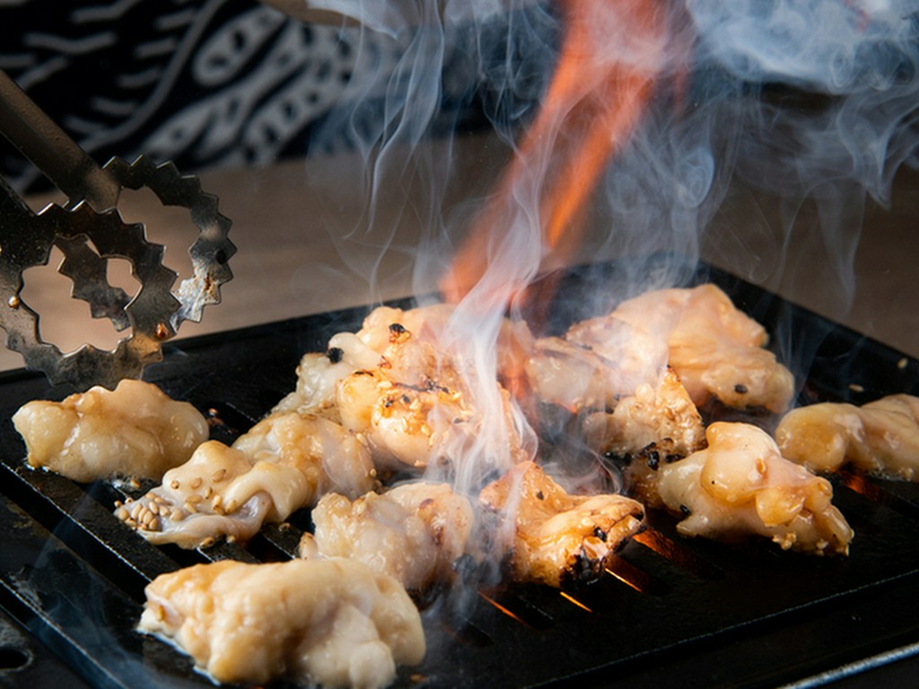 休日は家族みんなで絶品ホルモン焼肉に舌鼓