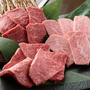 3種類の部位が食べ比べできる『特選　牛盛り合わせ（2～3人前）』