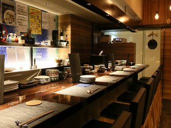 酒肴をゆったり楽しみ、蕎麦でシメる。粋な酒を満喫できる隠れ家