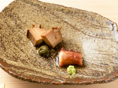 愛媛の地酒×各地の銘酒を厳選。旬の逸品魚介に合う日本酒が集う