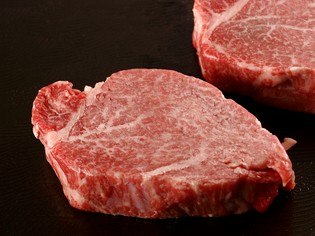 地産地消を大切に経済連から直接仕入れるしまね和牛と県産ポーク