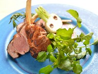 低温調理で、クセなくやわらかく仕上げます。

※ディナーコース料理にご希望でお出しいたします（要予約）