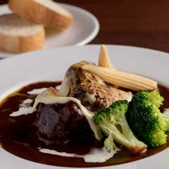 手間暇かけて調理された、珠玉の一皿を堪能