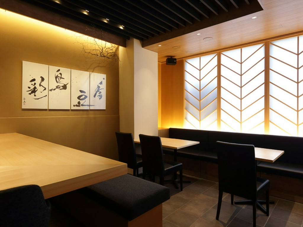 会社の宴会や打ち上げ、友人同士の集まりにもおすすめ