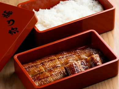 上質なうなぎの旨みを引き立てる職人の技