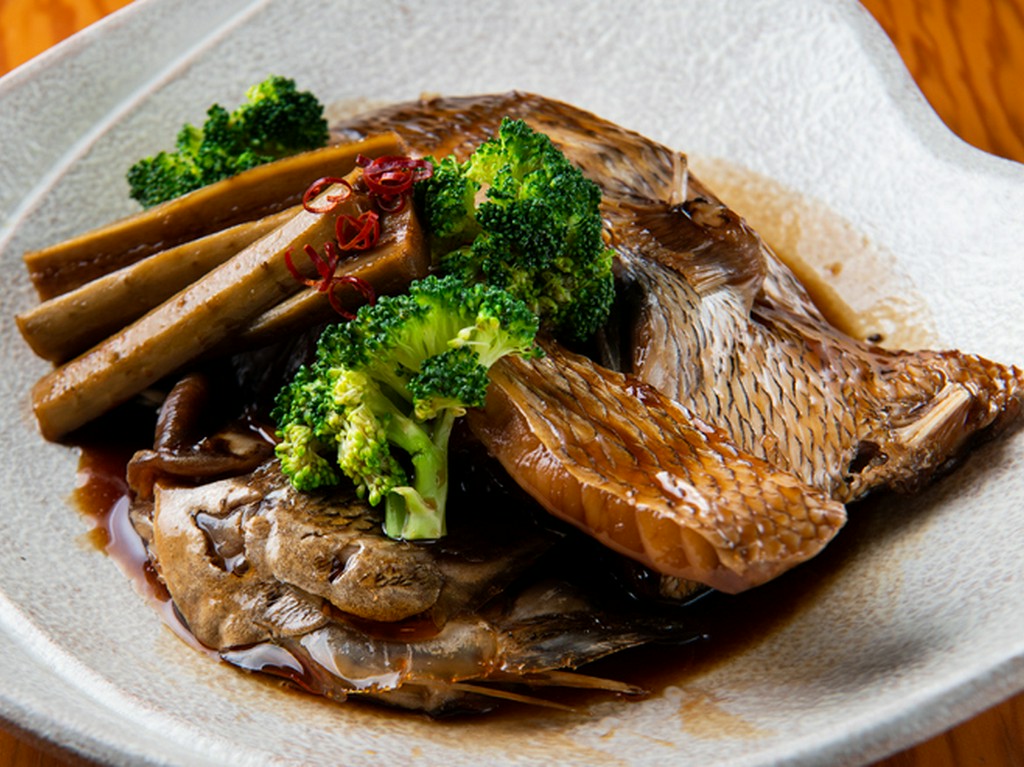 好みの調理法で、旬の魚介を贅沢に楽しむ