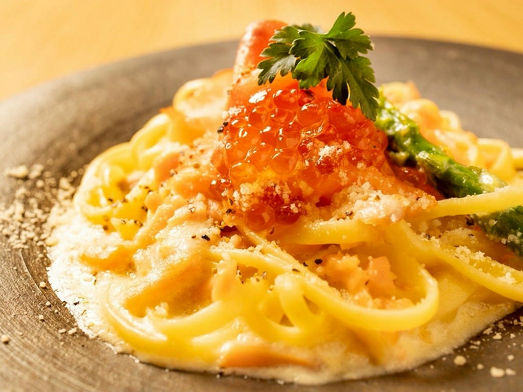 スモークサーモンとクリームパスタ