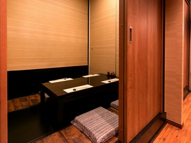 赤坂で女子会におすすめの雰囲気がよくて居心地がいいお店 女子会におすすめのお店 ヒトサラ