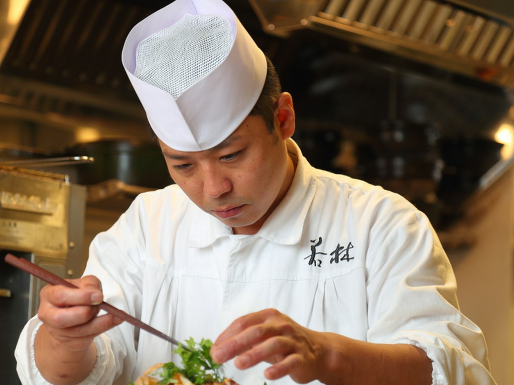 お客さまの雰囲気や状況に合わせたスマートな接客