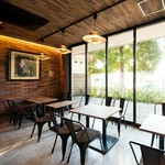 ランチタイムのお席のみのご予約となります。
※ランチタイムはドリンク半額です※