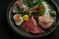 お刺身盛り合わせ