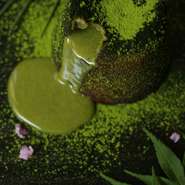 フォンダンショコラならではのとろけ具合、香りと甘さのバランスをお楽しみください。