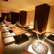 団体様もOK！掘りごたつ席！