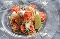 フレッシュモッツァレラの冷製カッペリーニ