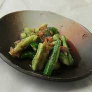 紀州南高梅の爽やかな酸味ときゅうりのパリパリ感がヤミツキに