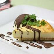 NYチーズケーキのアイス添え