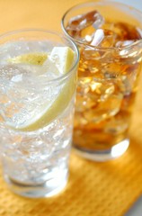 【単品フリードリンク】1650円(税込)御座います。