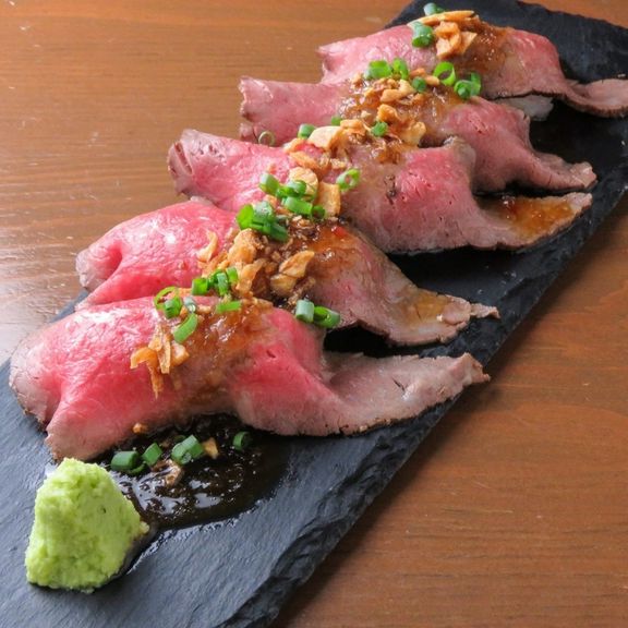 仙台牛の自家製ローストビーフ〜握り寿司スタイル〜5貫