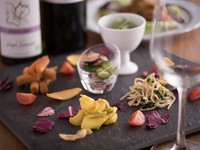 お客様に合わせたコース料理を
おつくり致します
肉メイン　魚メイン　野菜メイン
王道中華など