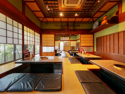 上質なムード漂う座敷でいただく焼肉は、格別の味わい