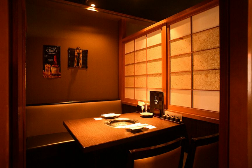 個室でゆったり、周りに気兼ねなくプライベートな時間を満喫