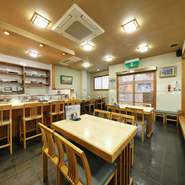 都心からのアクセスが良いので日帰りデートを気軽に楽しみたいカップルにぴったりの店です。三崎ならではの魚介で織りなす絶品料理に、楽しく舌鼓を打ちながら、大切な人と思い出に残る一日を過ごせることでしょう。