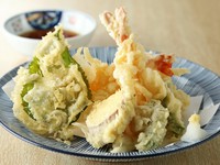 エビ・イカ・小魚・野菜