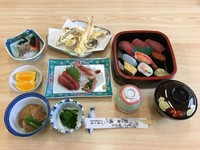 0006117514J1.jpg