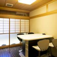 誕生日や結婚祝いなど、ハレの日の利用が多いということですが、食通の女性たちは気軽に普段使いしているそう。いつもより少しフォーマルな「女子会」の場にもぴったりです。