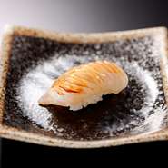 プリプリでコリコリの食感はえんがわならでは。