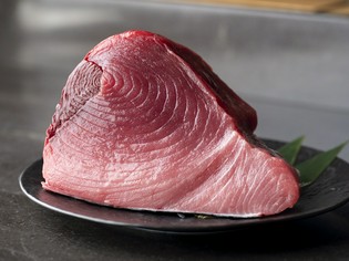 ブランドにこだわらず、料理人自ら良質な食材を吟味