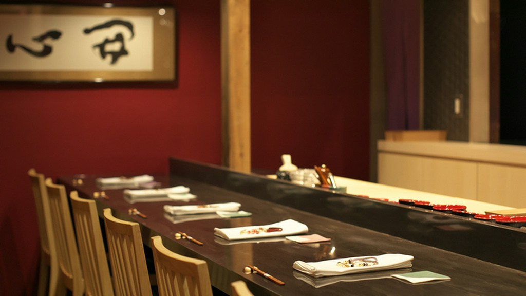 金沢の味をお酒とともに。落ち着いた空間で至福のひとときを