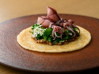 コースの始まりを告げる『季節の前菜』