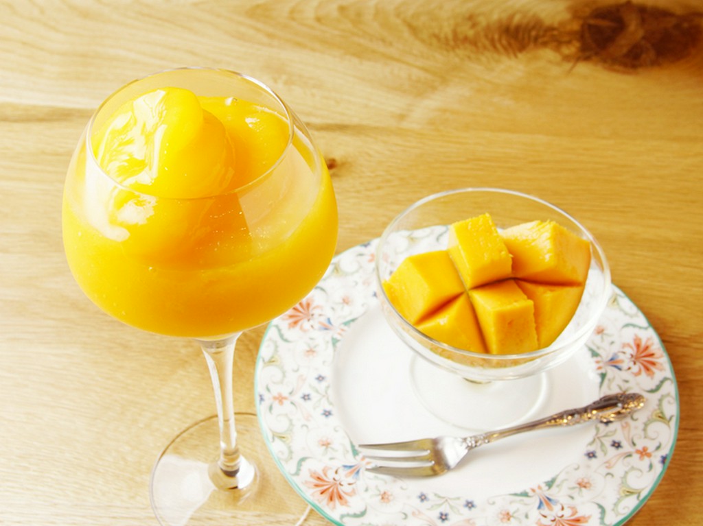 フローズンと果実をそのまま味わう『マンゴー』