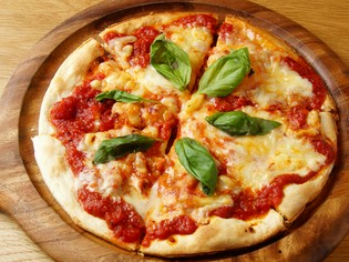 今まさに食事メニューを研究中の『ピザ』がオススメ