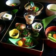 日本の季節を五感で感じられる、身体に優しい料理に癒されて