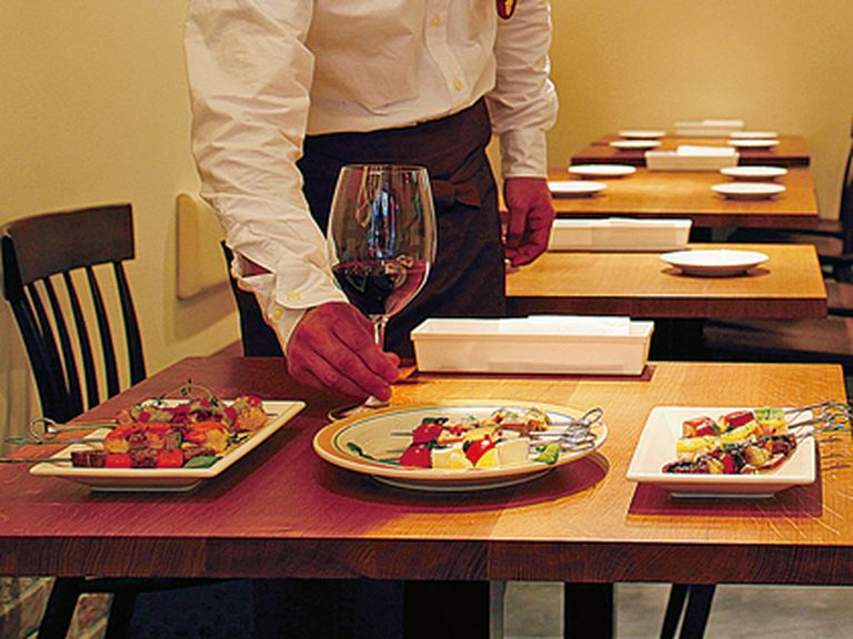 恋人や夫婦で、ゆったりと食事がしたいときにも最適