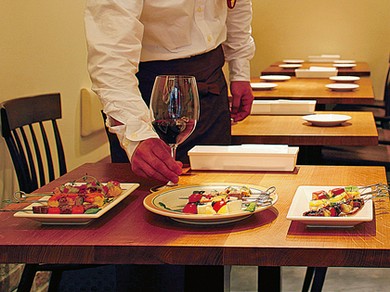 恋人や夫婦で、ゆったりと食事がしたいときにも最適