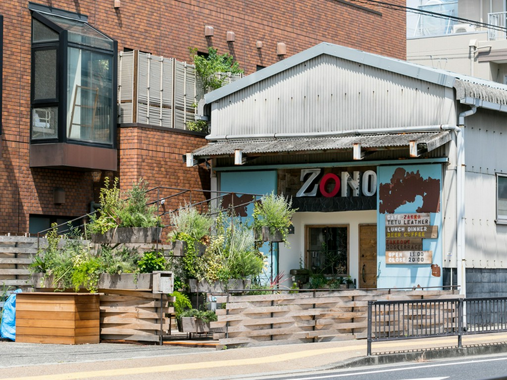 テラス席ならペット連れもウエルカム