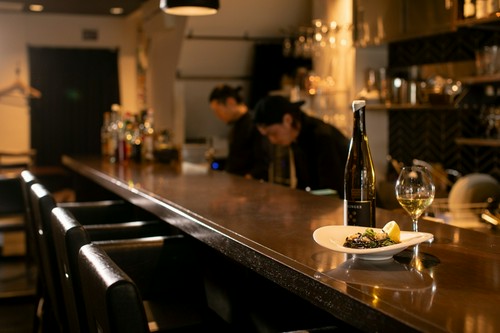 落ち着いた雰囲気の店内