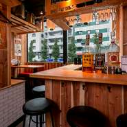 仕事帰りに訪れたい、ノスタルジックなくつろぎの空間