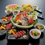 国産牛フィレのステーキにお造り5種の盛り合わせ、おでんに天ぷら、〆のご飯！その名も『大宝』コース！