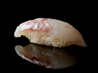 北陸ならではの白身の旨さを堪能。甘みの余韻も美しい『地アラ』