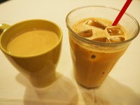 「飲むサラダ」と言われる程、ビタミンやミネラル豊富な健康的なお茶。南米の人に古くから愛されているマテ茶をミルクで割って飲みやすくしました。