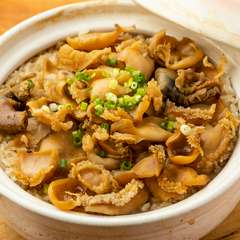 ご飯にしっかりとアワビのだしが染み込んだ『あわびごはん』（2人前）